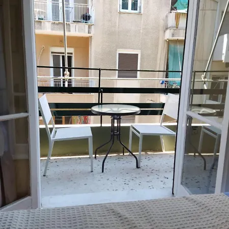 Pure Urban Premium Metro Agios Nikolaos Apartment *